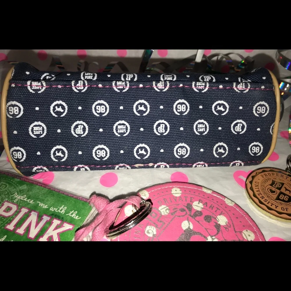💗VS PINK VINTAGE COSMETIC BAG💗
